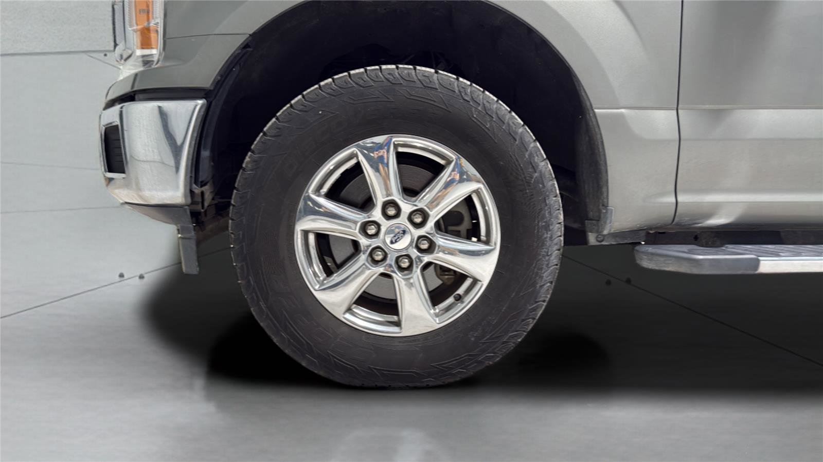 Certified 2019 Ford F150 XLT w/ Equipment Group 302A Luxury AWD/4WD image 33