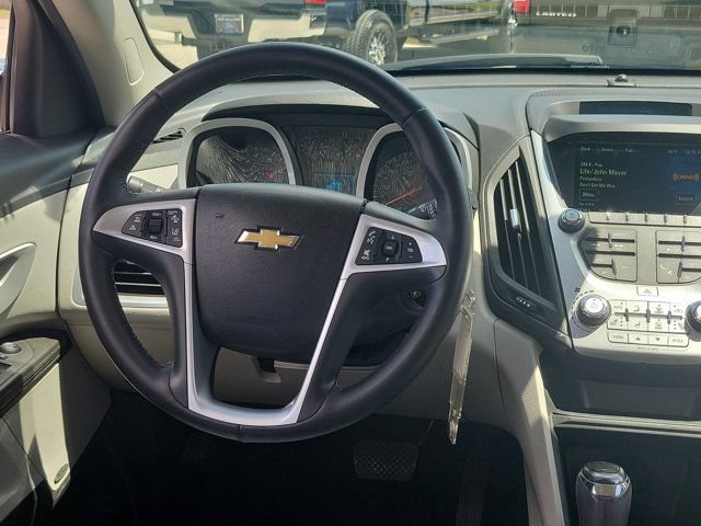 Used 2017 Chevrolet Equinox Premier w/ Enhanced Convenience Package FWD image 21