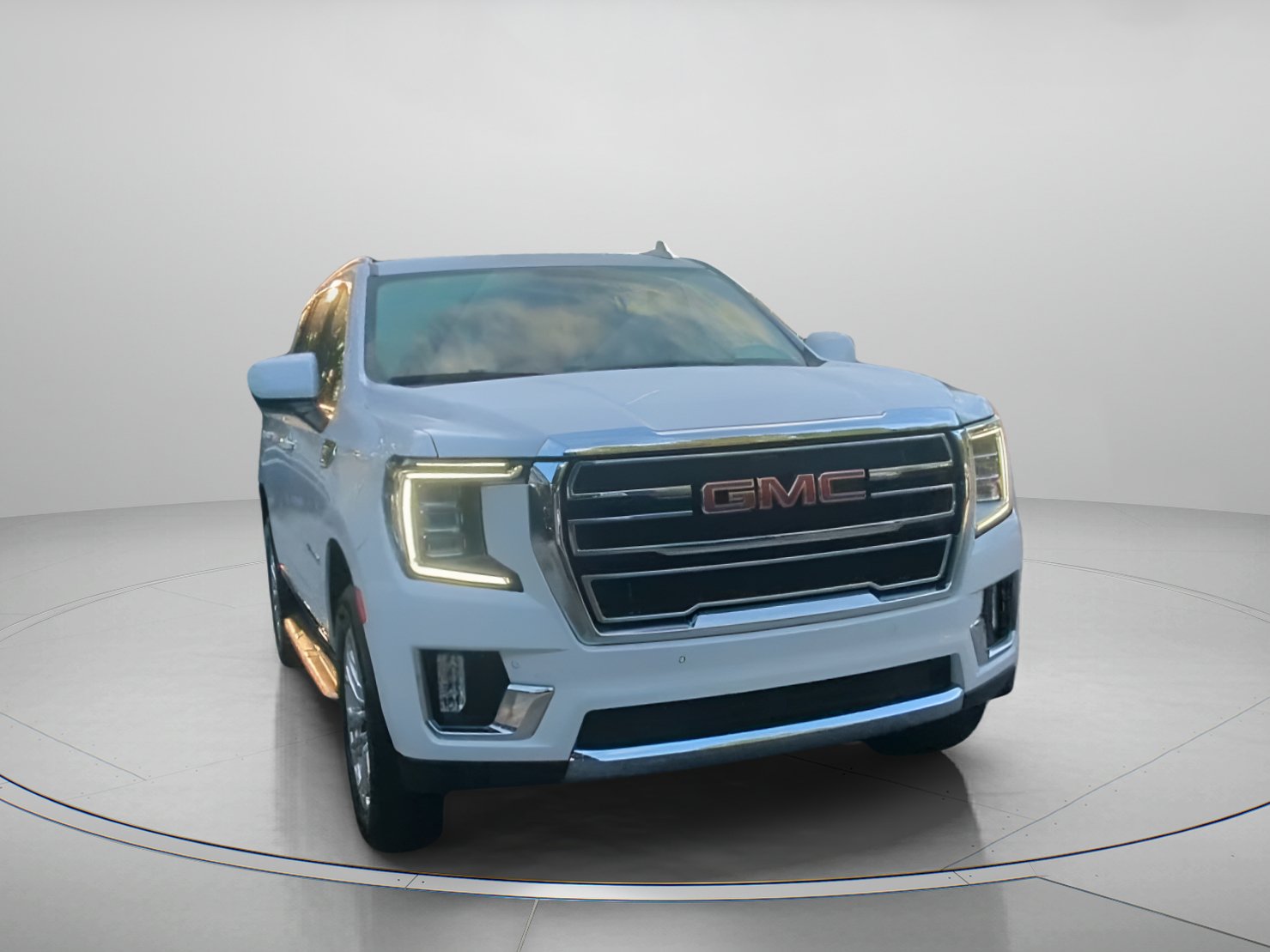 Used 2024 GMC Yukon SLT RWD image 5