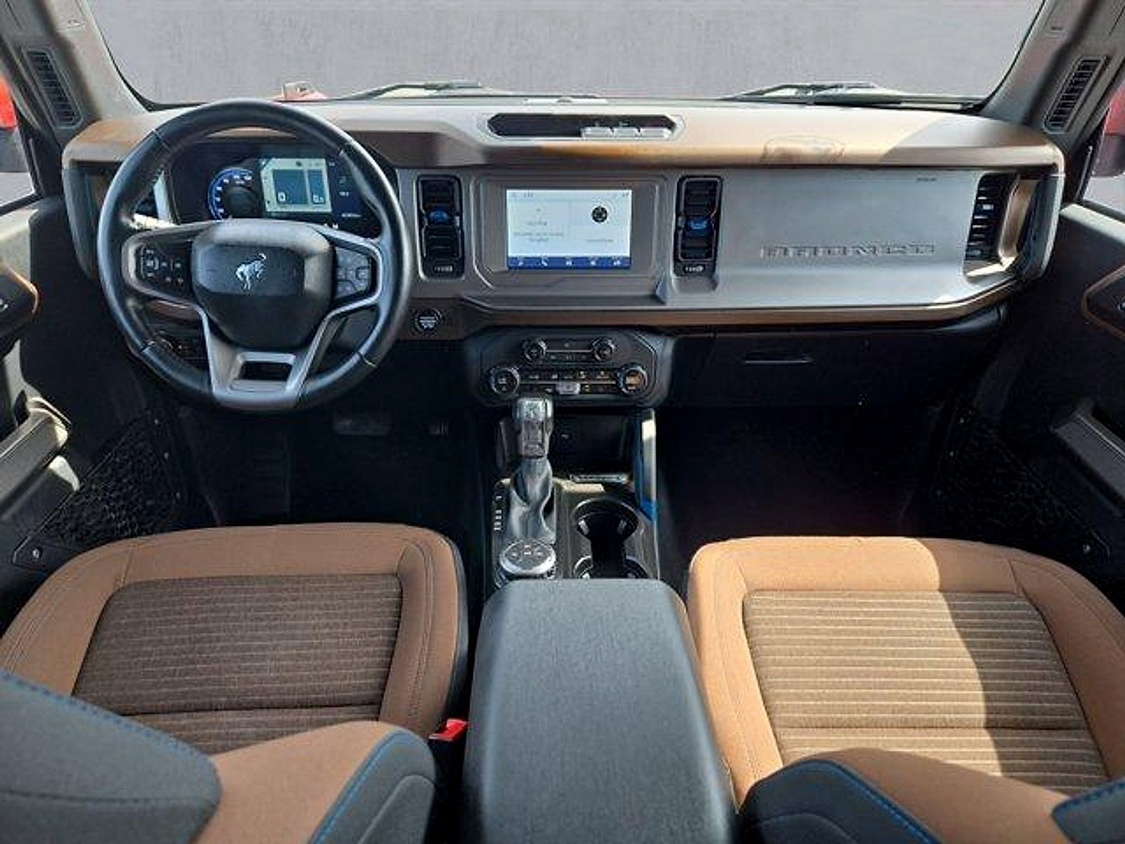 Certified 2023 Ford Bronco Outer Banks AWD/4WD image 9