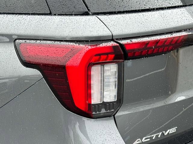 Certified 2025 Ford Explorer ST AWD/4WD image 8