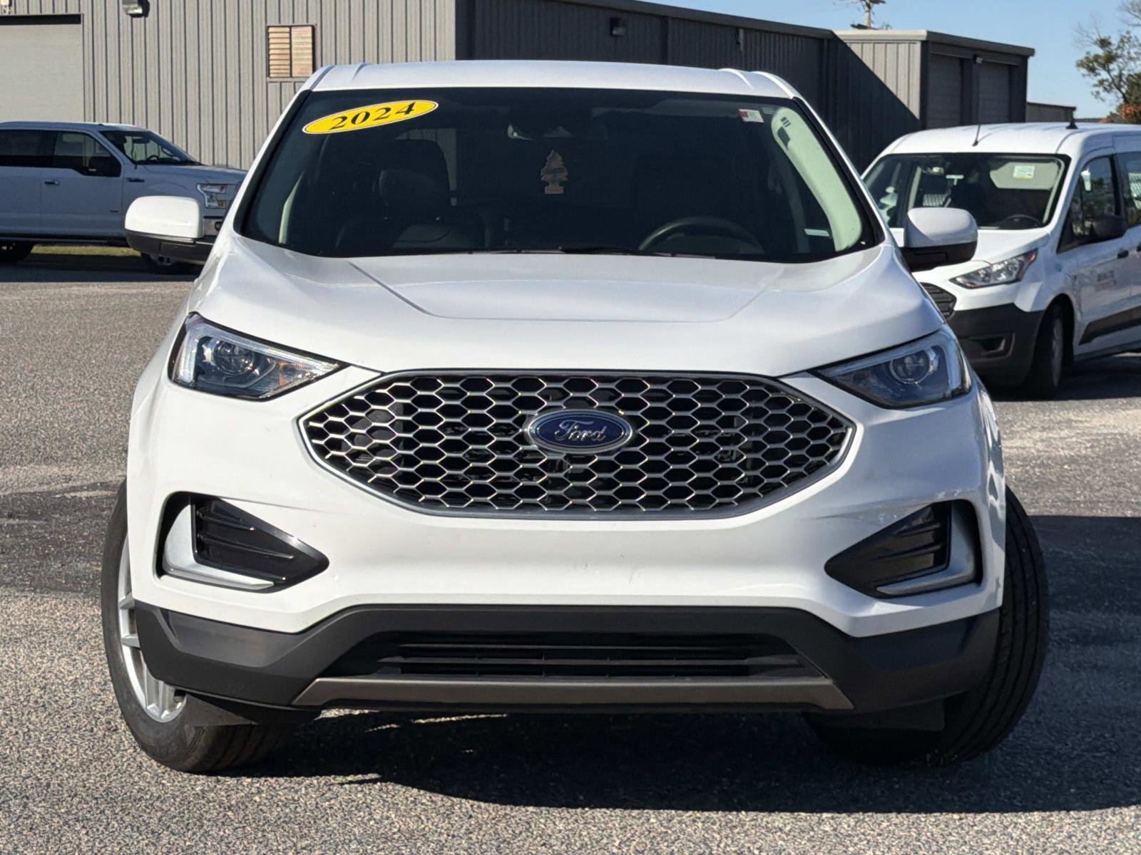 Certified 2024 Ford Edge SEL image 8