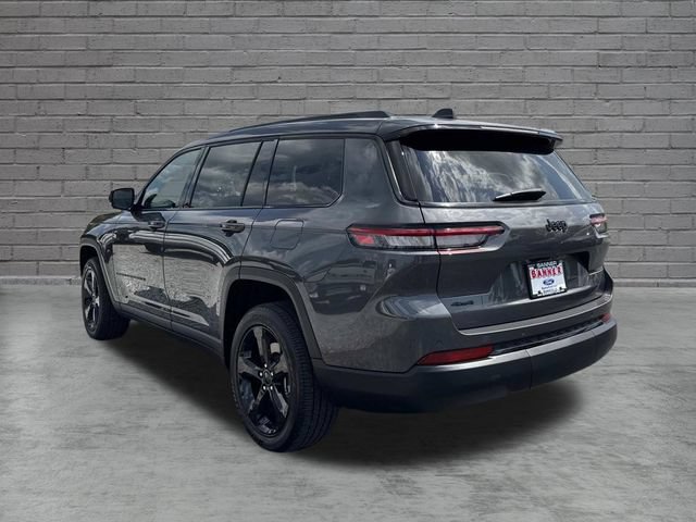 Used 2023 Jeep Grand Cherokee L Altitude AWD/4WD image 6