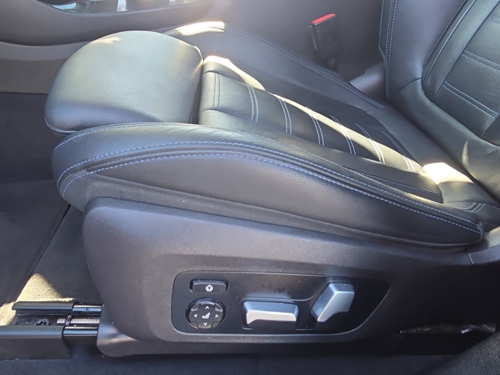 Used 2020 BMW X3 M40i w/ Executive Package AWD/4WD image 16