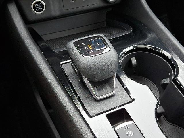 Used 2021 Nissan Rogue SV w/ Premium Package AWD/4WD image 16