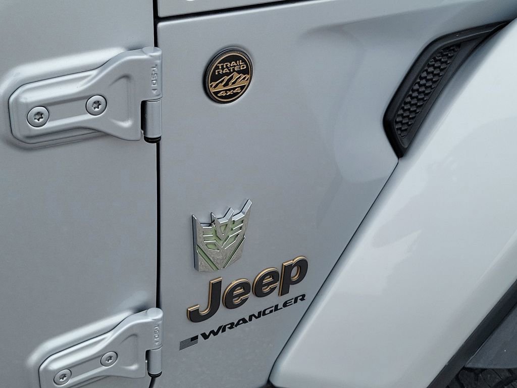 Used 2024 Jeep Wrangler Unlimited Rubicon 392 AWD/4WD image 9