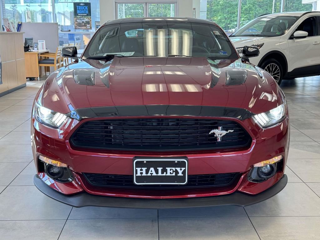 Certified 2017 Ford Mustang GT Premium RWD image 5