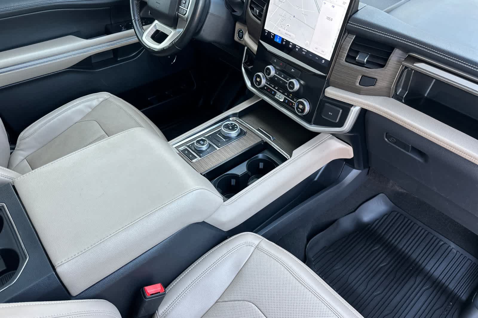 Certified 2024 Ford Expedition Limited AWD/4WD image 17