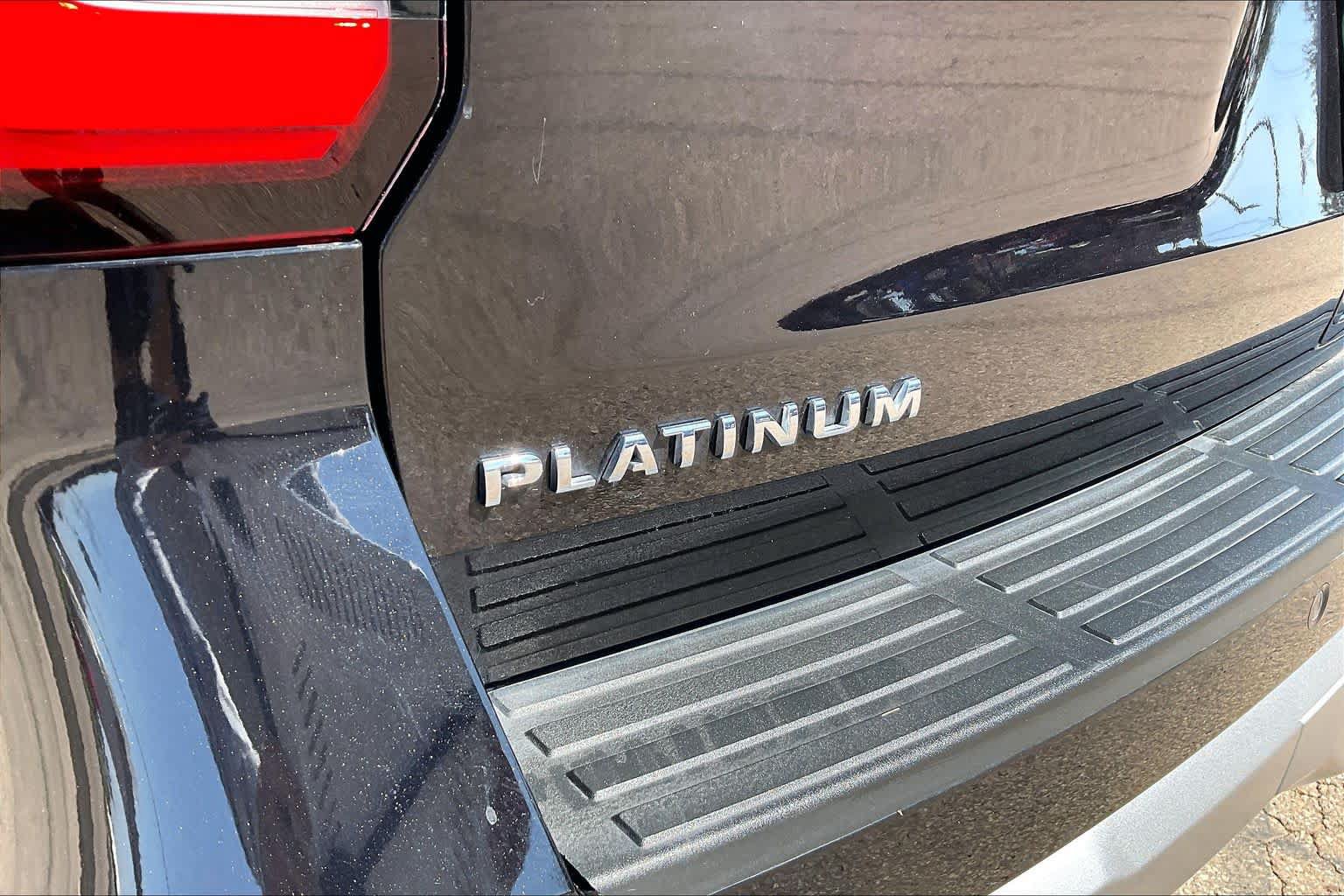 Certified 2024 Ford Expedition Platinum AWD/4WD image 31