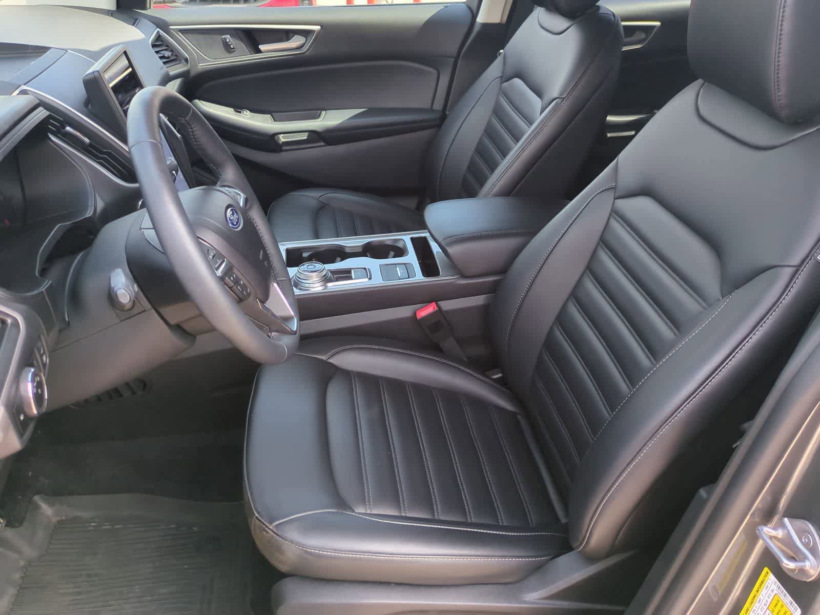 Certified 2024 Ford Edge SEL w/ Convenience Package AWD/4WD image 16