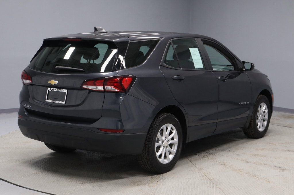 Used 2022 Chevrolet Equinox LS FWD image 8
