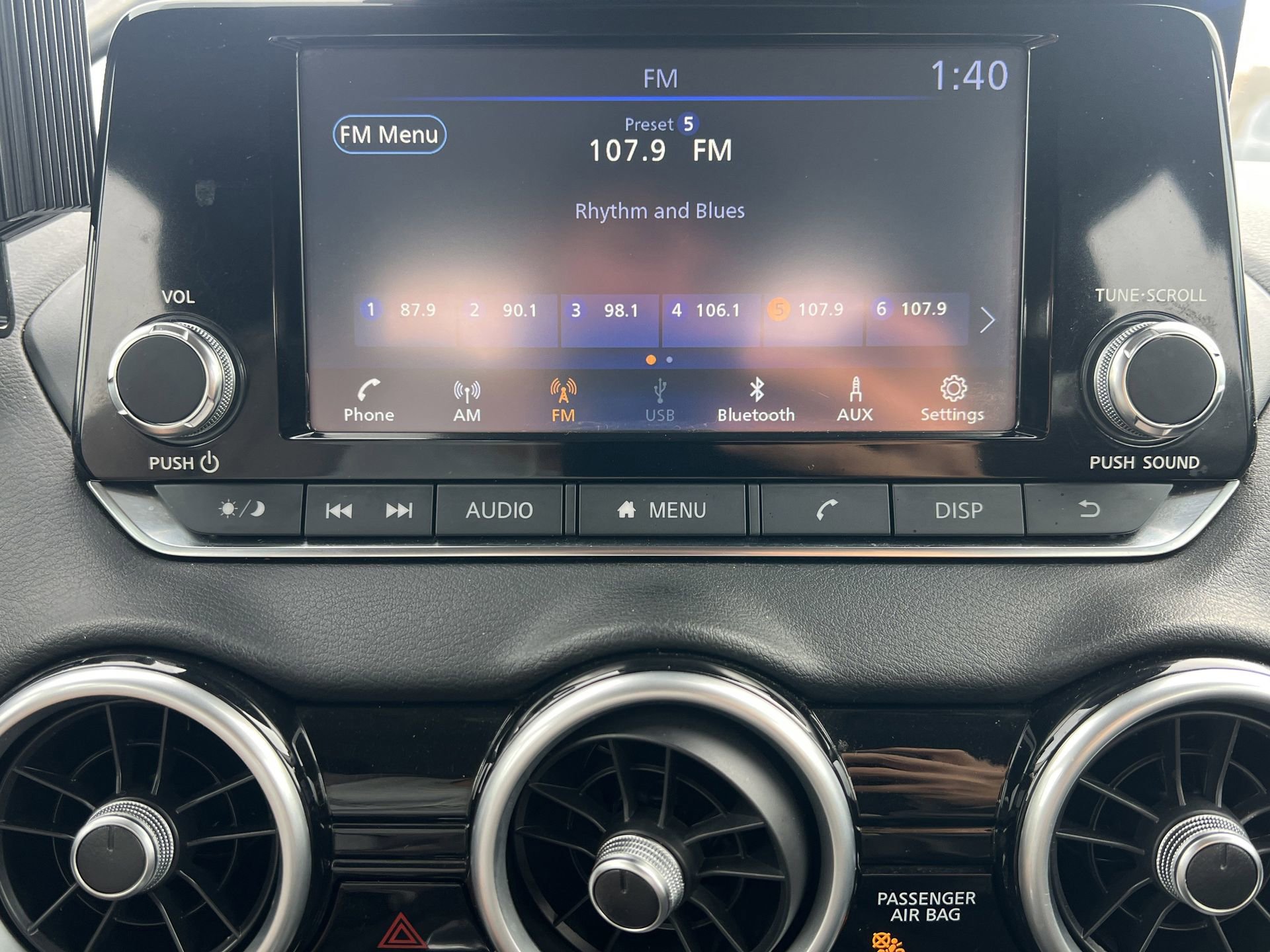 Used 2025 Nissan Sentra S image 7