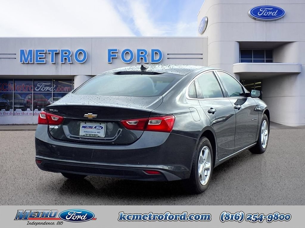 Used 2017 Chevrolet Malibu LS FWD image 3
