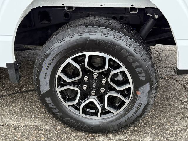 Certified 2022 Ford F150 XLT w/ Equipment Group 302A High image 5