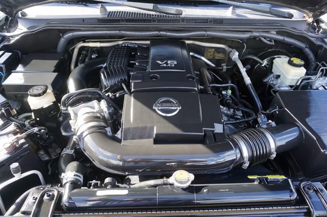 Used 2017 Nissan Frontier PRO-4X w/ Pro-4x Luxury Package image 27