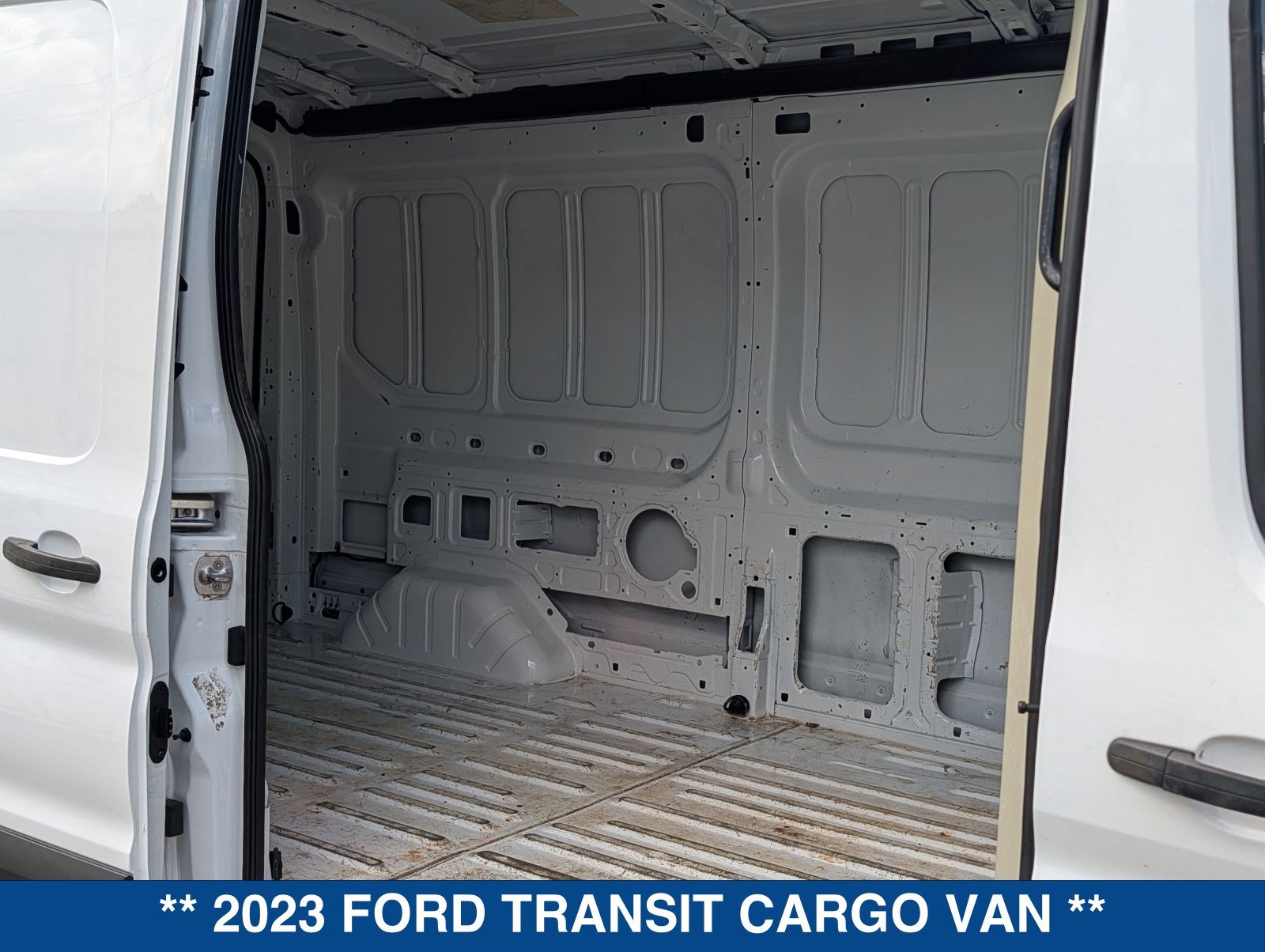 Certified 2023 Ford Transit 250 Medium Roof RWD image 16