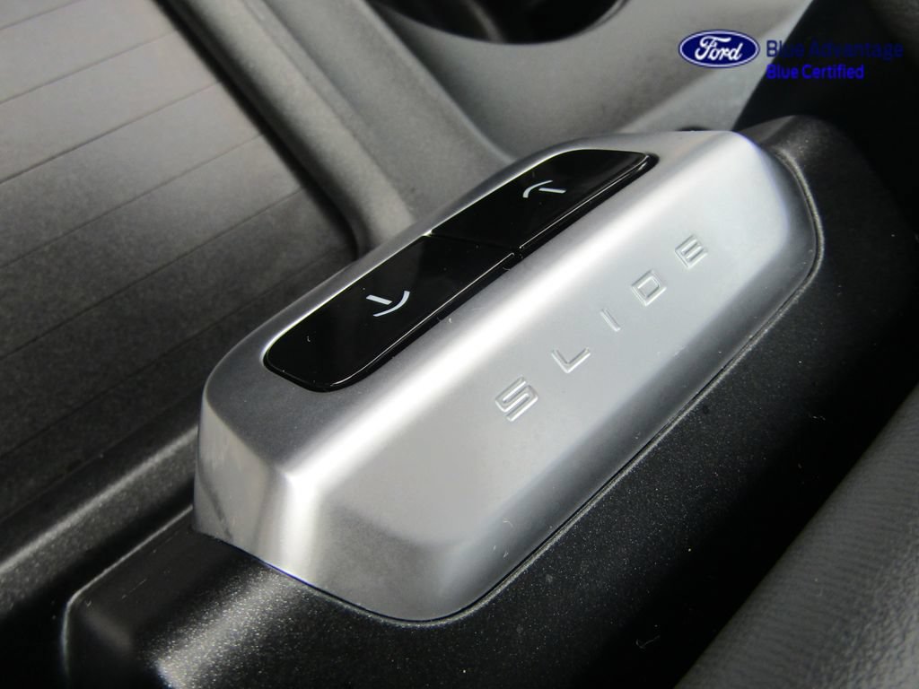 Certified 2025 Ford Expedition Active AWD/4WD image 35