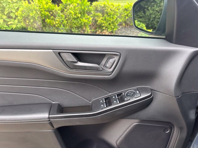 Certified 2026 Ford Escape Active FWD image 15