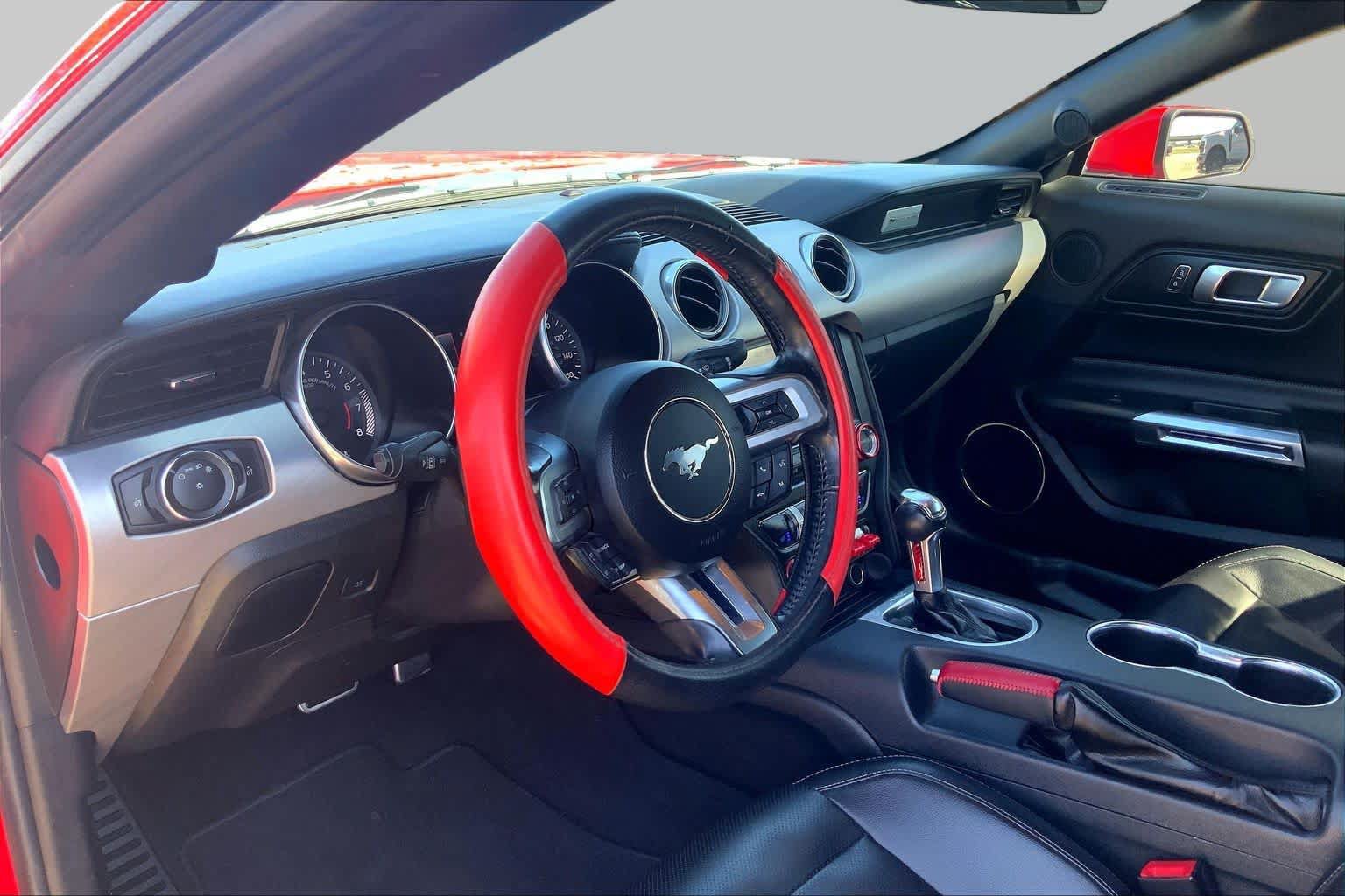 Certified 2022 Ford Mustang Premium RWD image 18