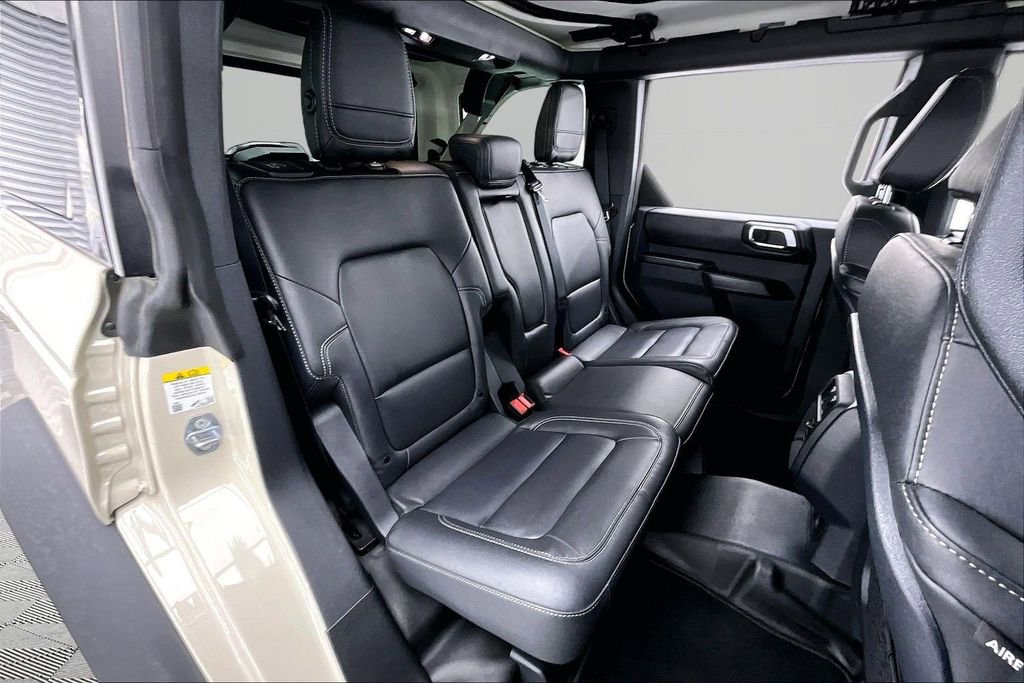 Certified 2025 Ford Bronco Badlands AWD/4WD image 27