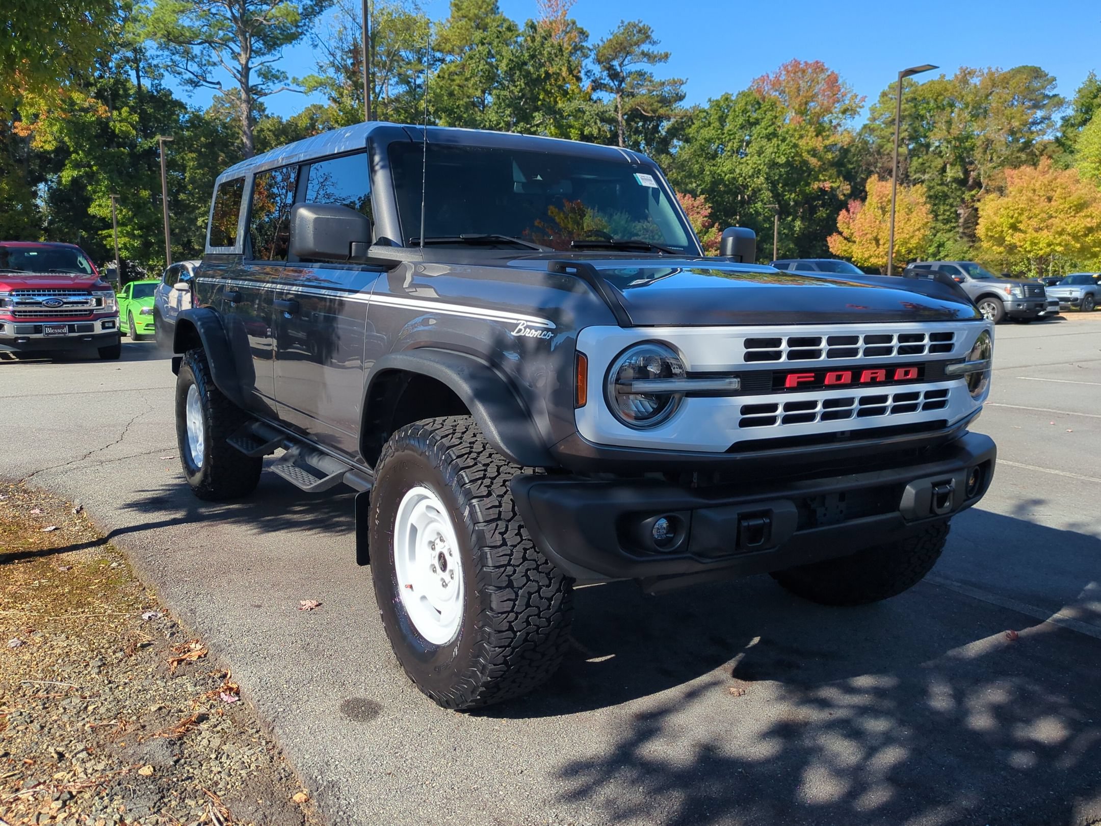 Certified 2024 Ford Bronco Heritage Edition AWD/4WD image 2