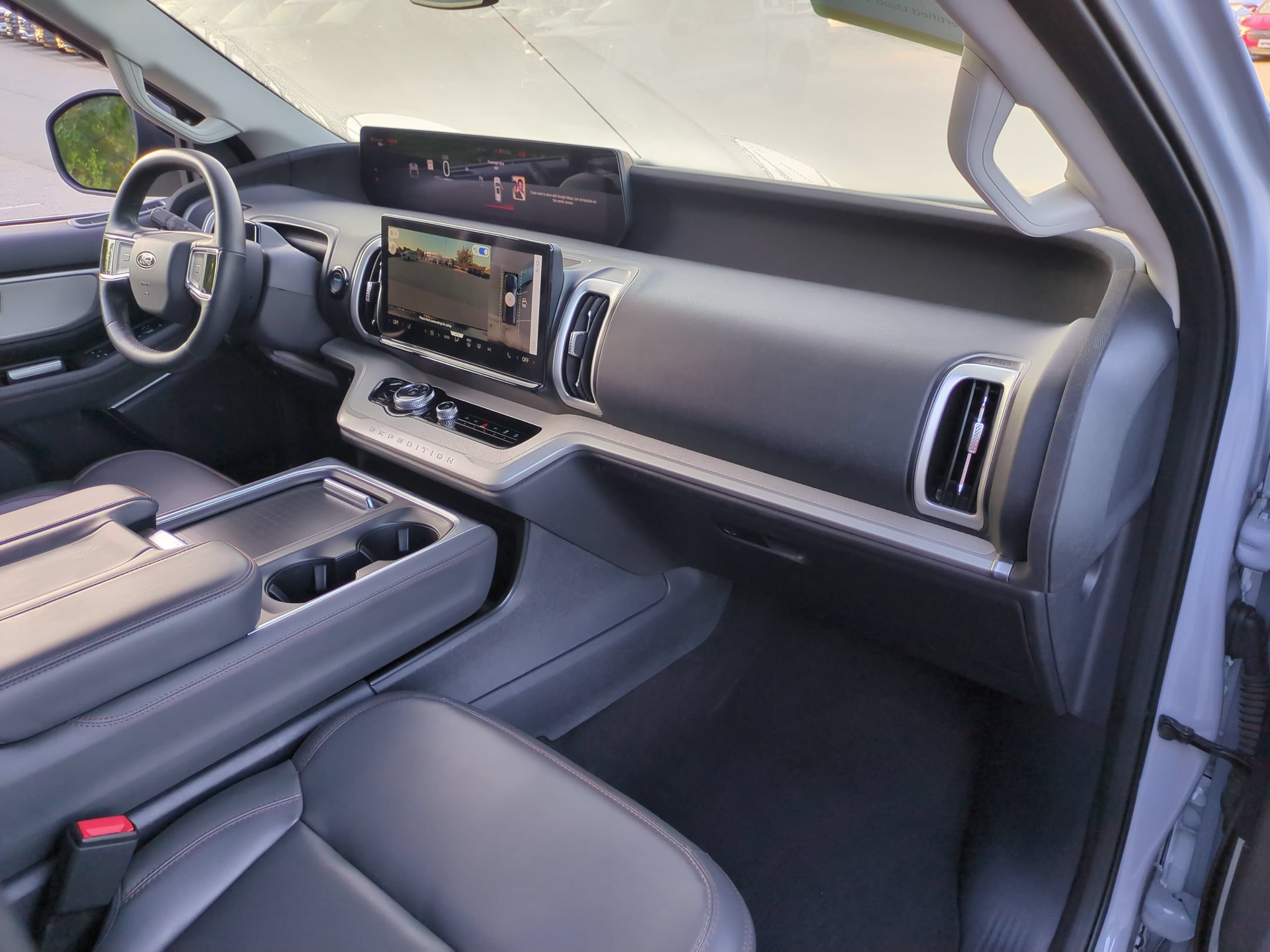 Certified 2025 Ford Expedition Active AWD/4WD image 40