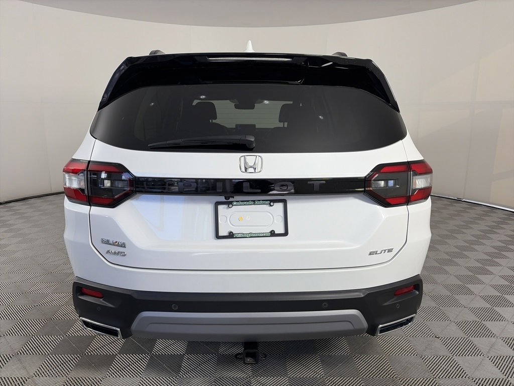 Used 2025 Honda Pilot Elite image 4