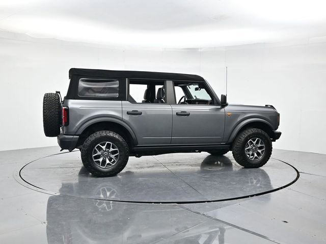 Certified 2024 Ford Bronco Badlands AWD/4WD image 2