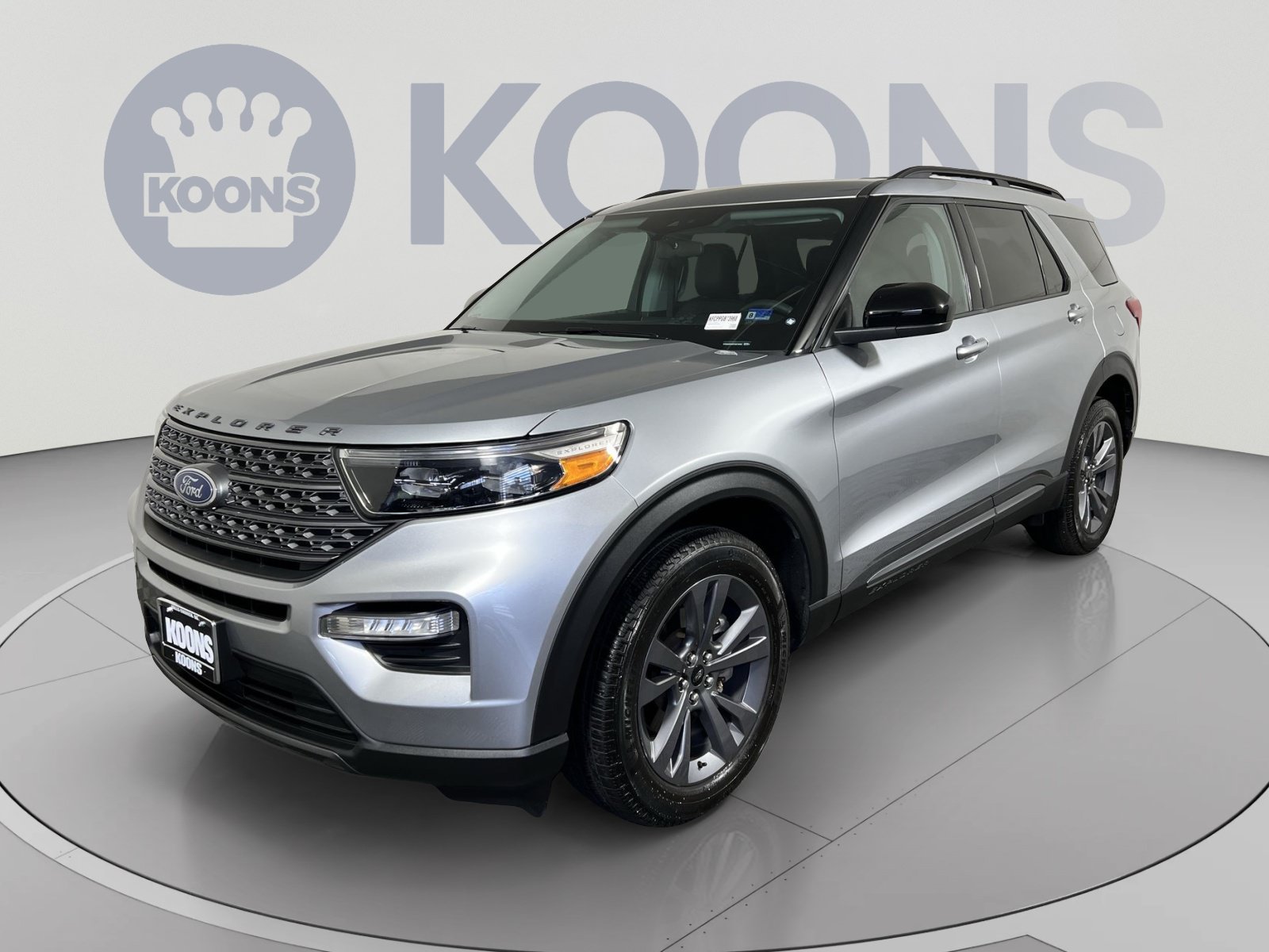 Certified 2023 Ford Explorer XLT w/ Equipment Group 202A
