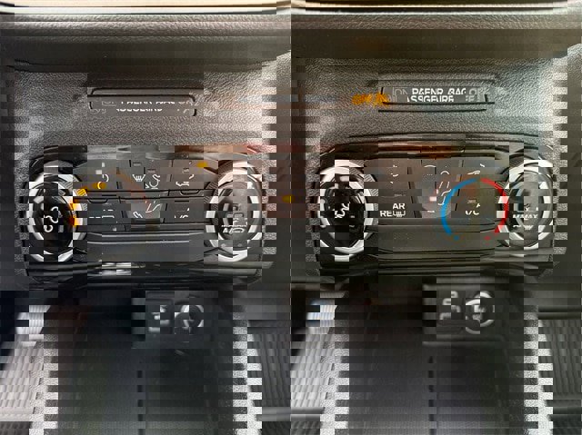 Certified 2021 Ford Escape SE image 24