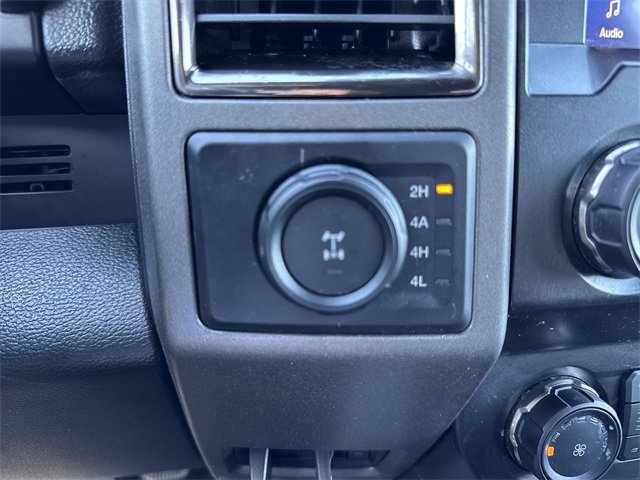 Certified 2020 Ford F150 Raptor w/ Equipment Group 801A Mid image 31