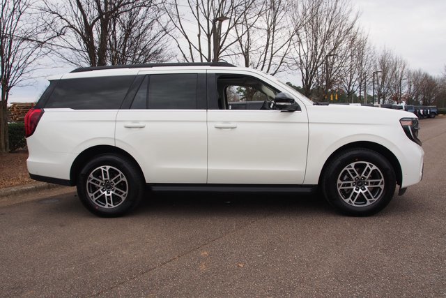 Certified 2025 Ford Expedition Active image 6