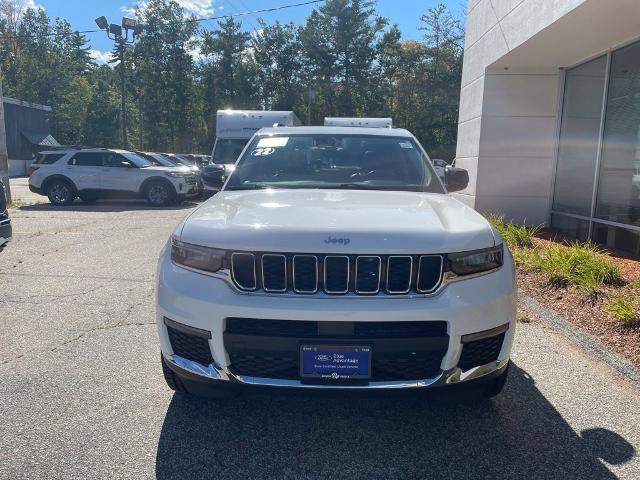Used 2022 Jeep Grand Cherokee L Limited AWD/4WD image 3