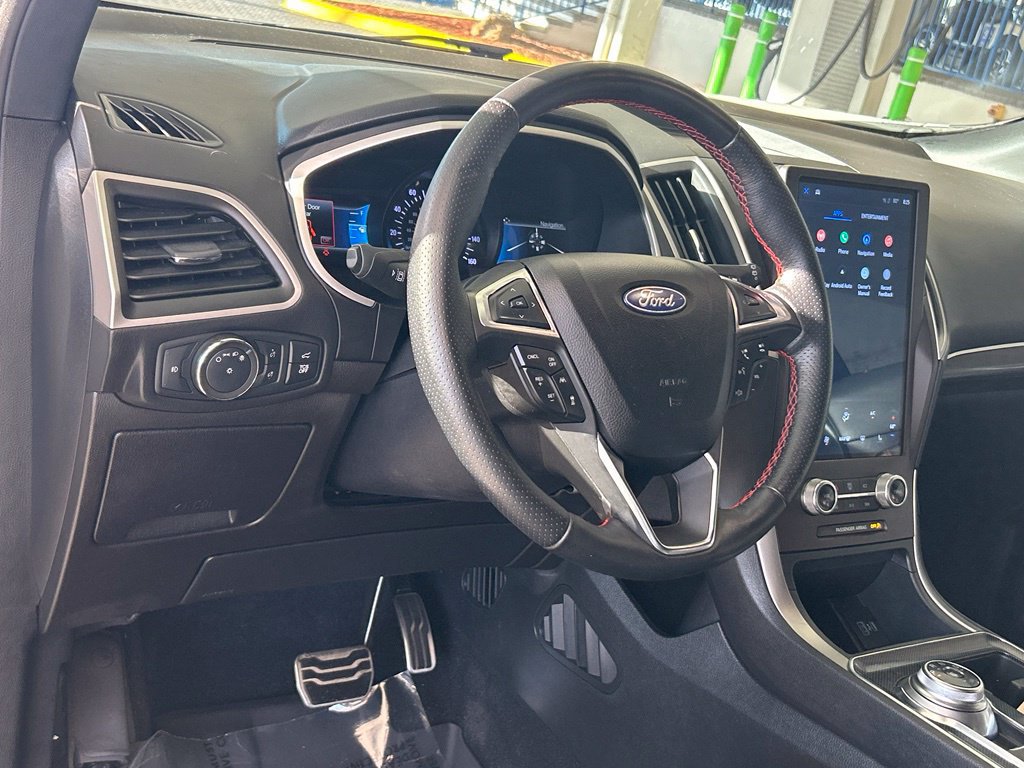Certified 2021 Ford Edge ST-Line FWD image 32