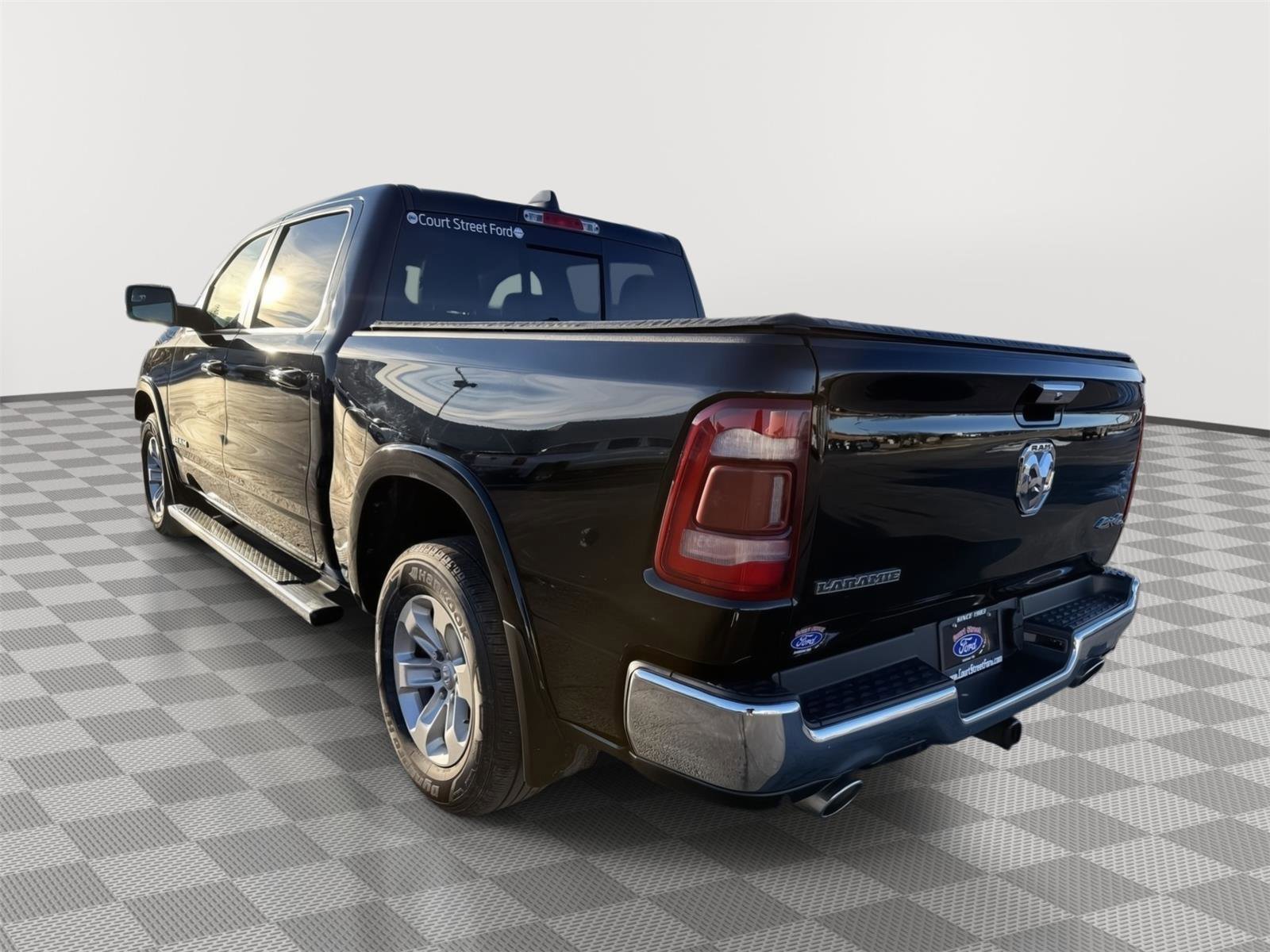 Used 2022 RAM 1500 Laramie image 3