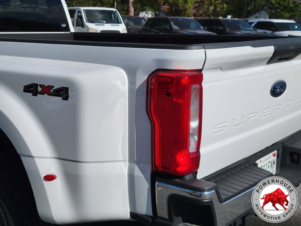 Certified 2025 Ford F350 XLT AWD/4WD image 13