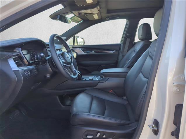 Used 2024 Cadillac XT5 Premium Luxury image 17