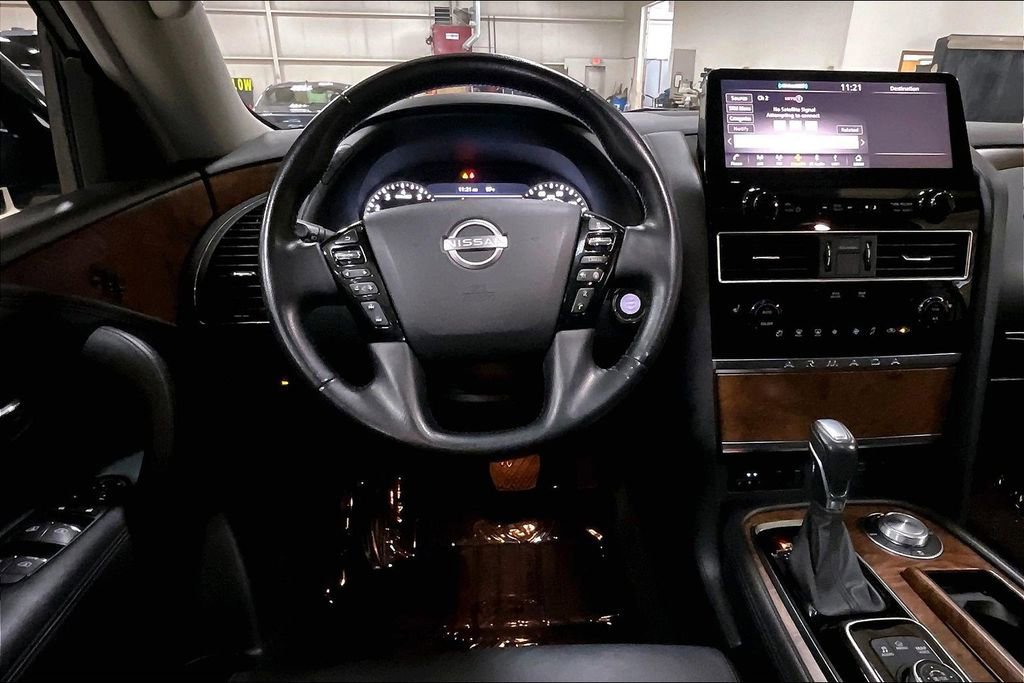 Used 2024 Nissan Armada SL image 7