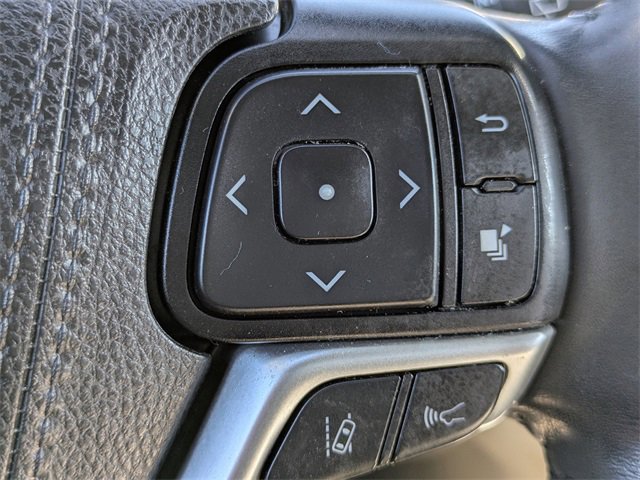 Used 2019 Toyota Highlander Limited image 26