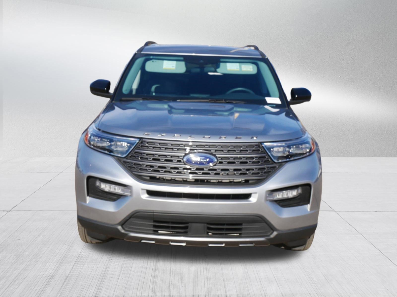 Certified 2024 Ford Explorer XLT w/ Equipment Group 202A image 8