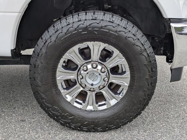 Certified 2019 Ford F250 XLT w/ XLT Premium Package AWD/4WD image 11