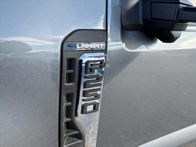 Certified 2023 Ford F250 Lariat w/ Lariat Ultimate Package image 6