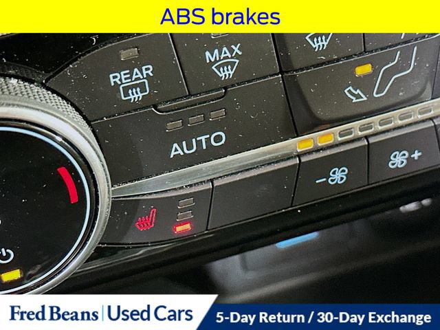 Certified 2022 Ford Escape Titanium w/ Class II Trailer Tow Package AWD/4WD image 25