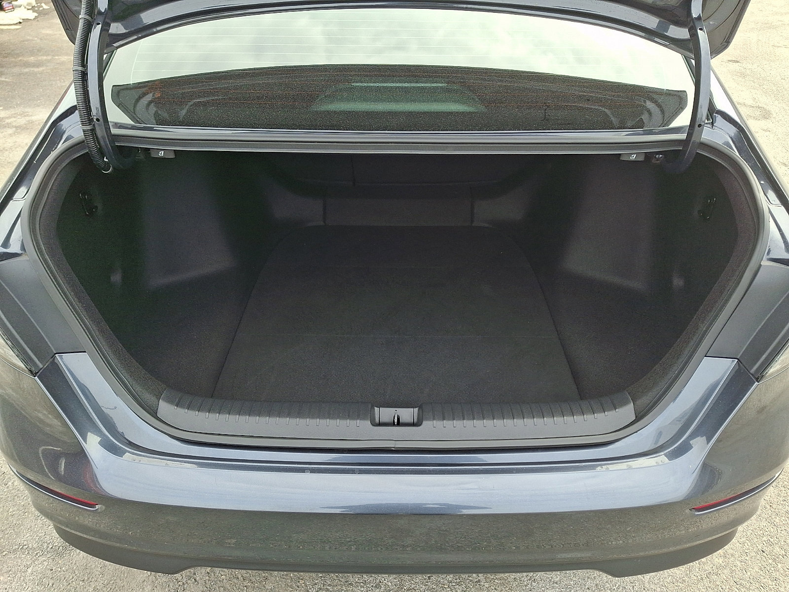 Used 2025 Honda Accord SE image 30