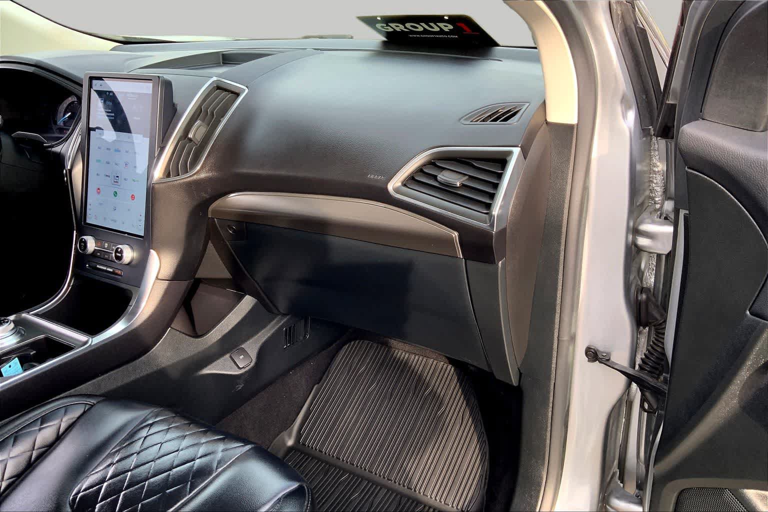 Certified 2023 Ford Edge Titanium AWD/4WD image 17