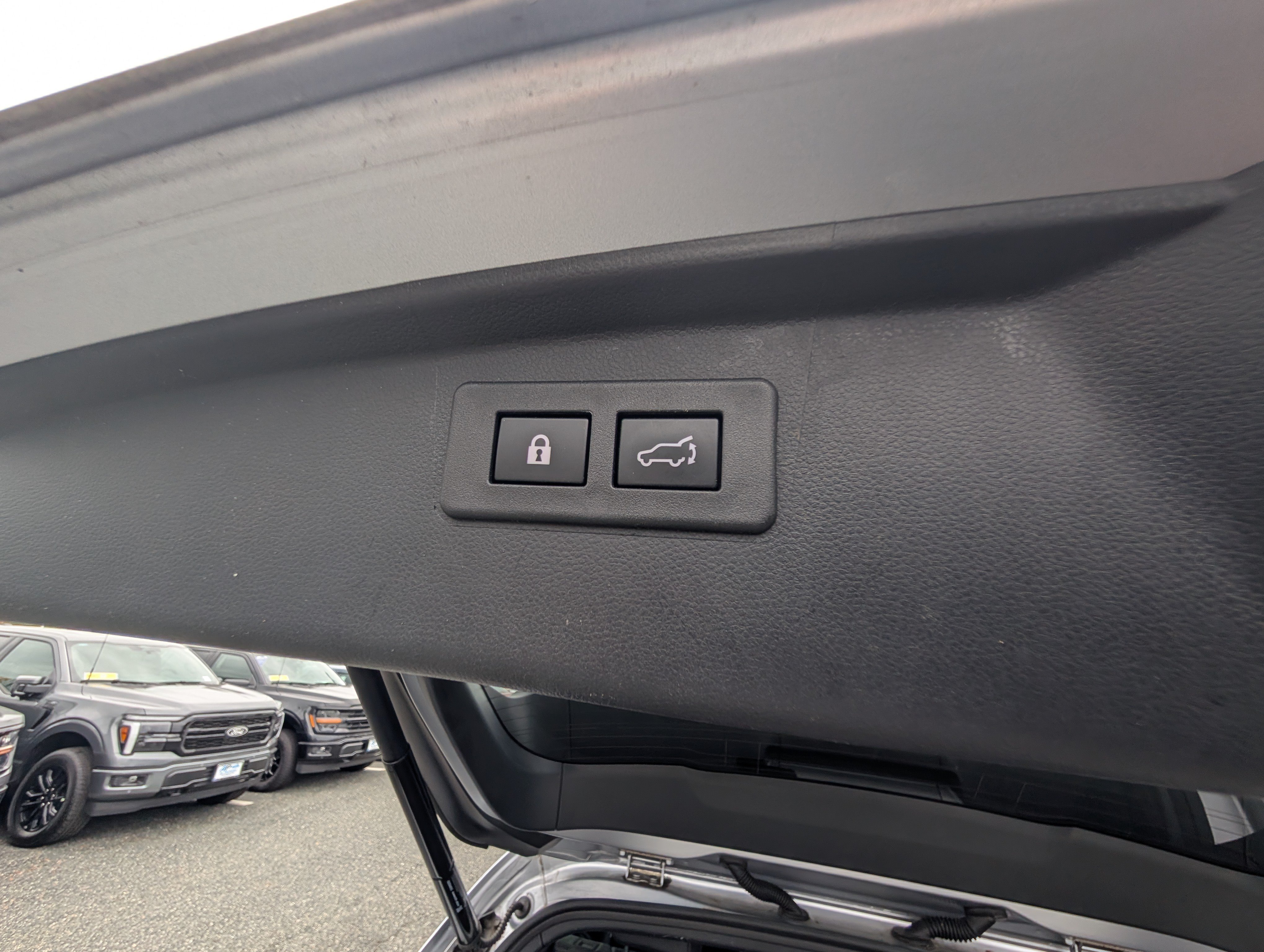 Used 2024 Subaru Outback Touring XT AWD/4WD image 13