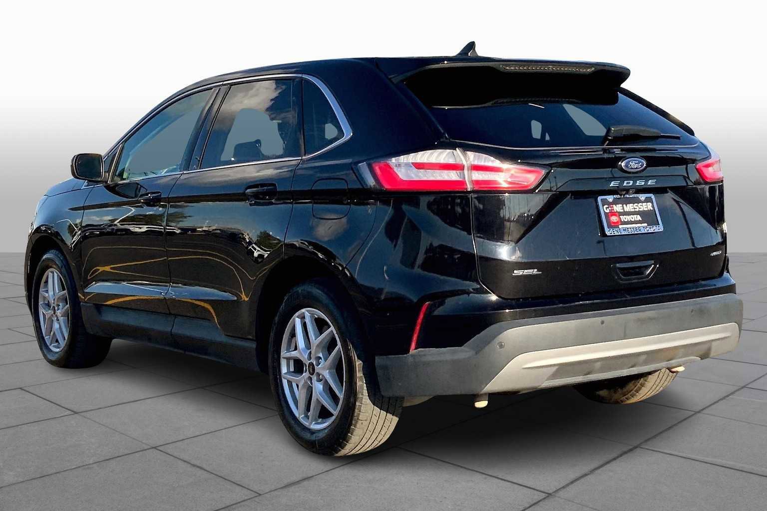 Certified 2024 Ford Edge SEL image 7