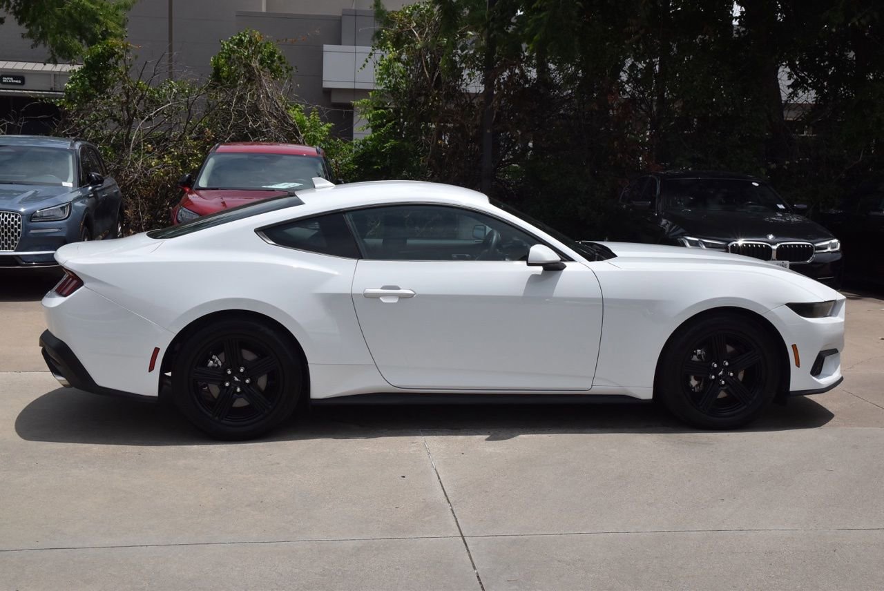 Certified 2026 Ford Mustang Premium RWD image 6