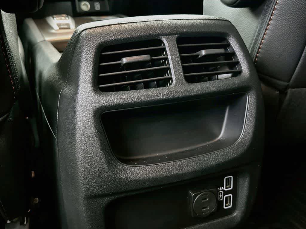 Used 2023 Honda Passport TrailSport image 13