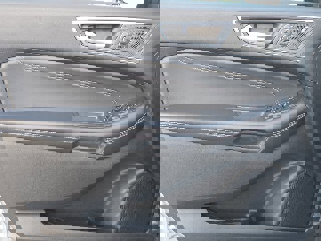 Certified 2024 Ford Edge Titanium image 15